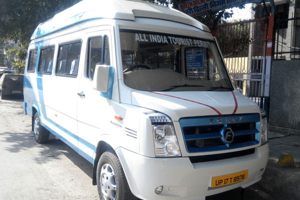 12 Seater Luxury 2x1 Seats Tempo Traveller - Mini buses - Car Rental Delhi