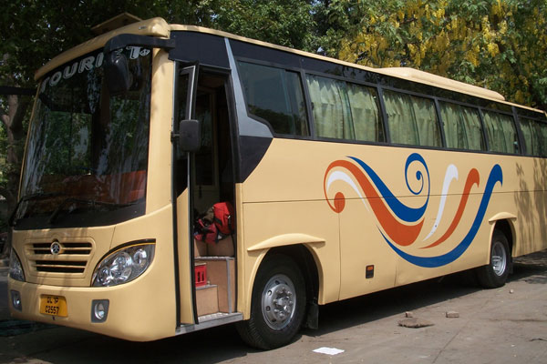 35 Seater tourist ac deluxe bus - bus rental company - car rental delhi