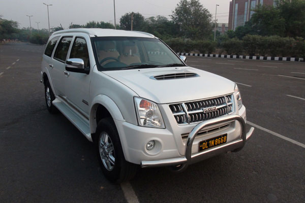 More Details About Hiring Luxury Suv Isuzu Mu7 Car - Luxury Suv/Muv Car Rental Service - Car Rental Delhi