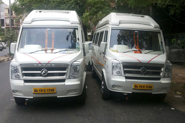 Force Urbania luxury 11 seater van on rent in Delhi & north India - Car Rental Delhi